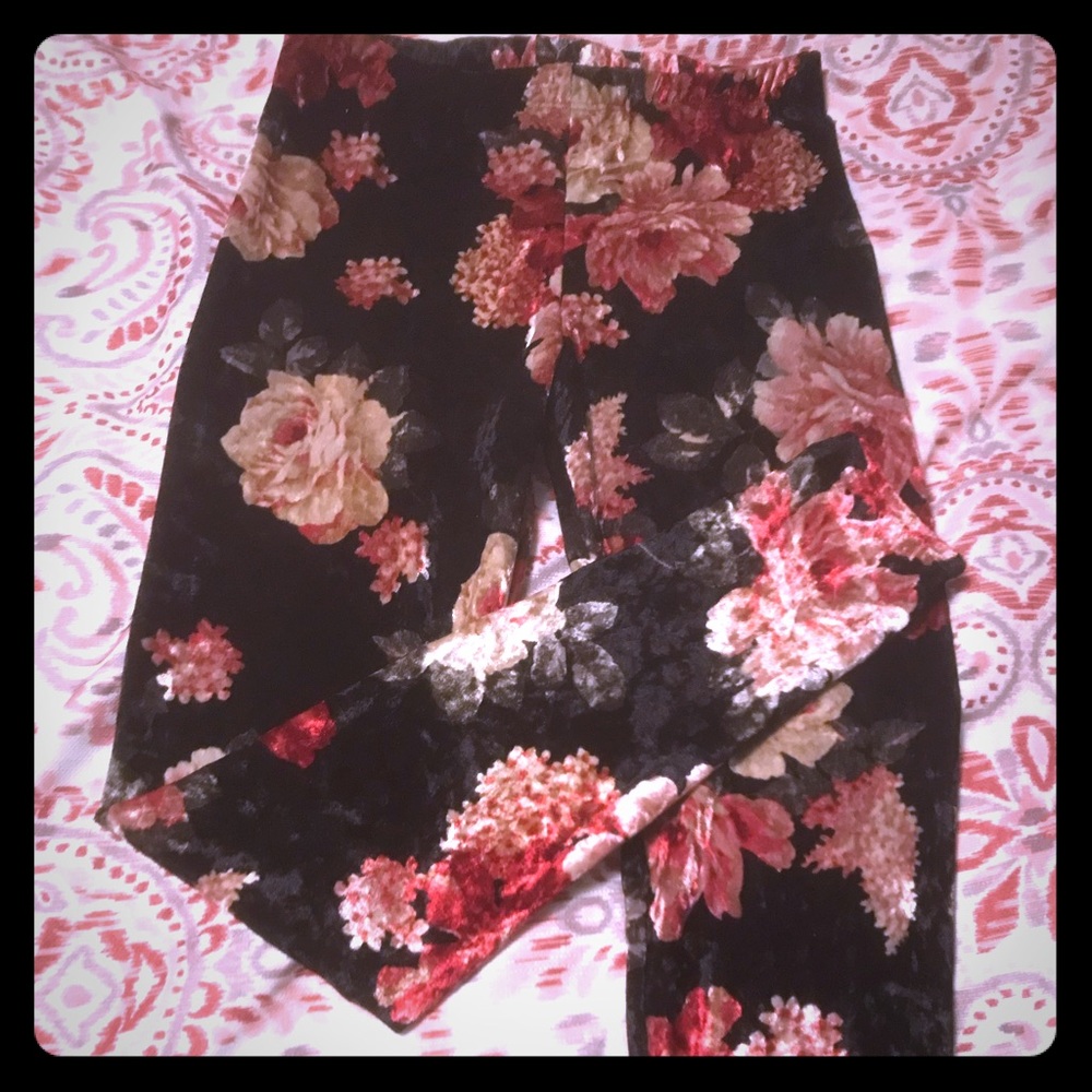 Women’s floral suede leggings